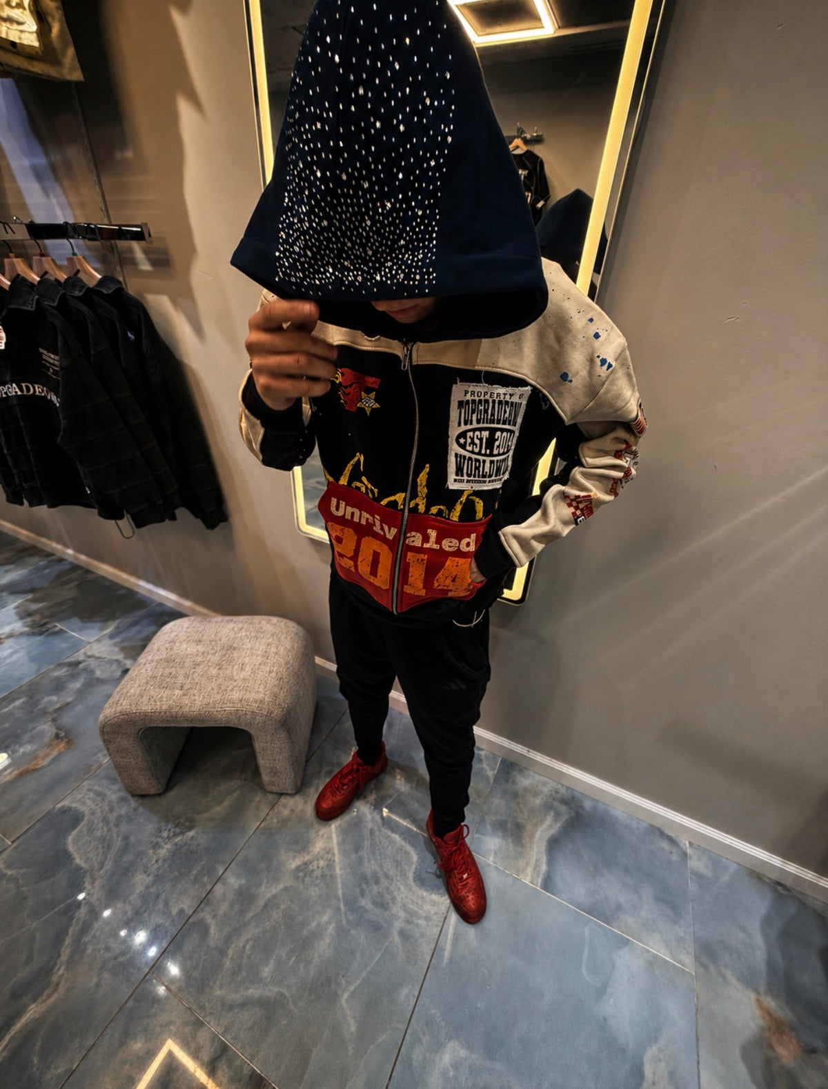 TGO UNRIVALED ZIP HOODIE